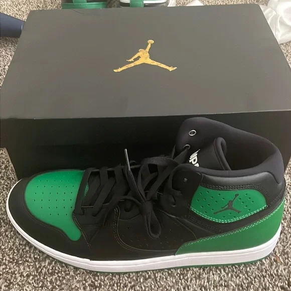 Nike | Shoes | Jordan Access Green And Black Ar3762 3 Size  display picture 1